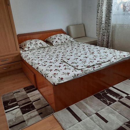 Апартаменти Casa Lica Кечулата Екстер'єр фото